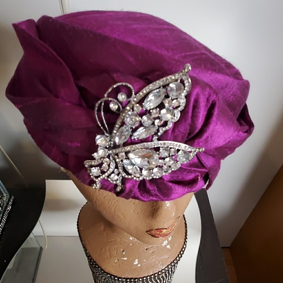 Hat - Picture 2 of 4